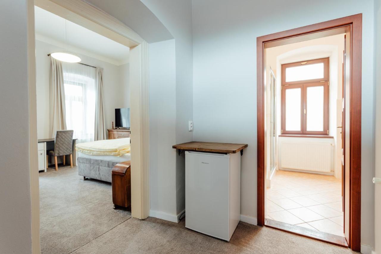 Botanicky Dvor Aparthotel Banská Štiavnica Exteriör bild