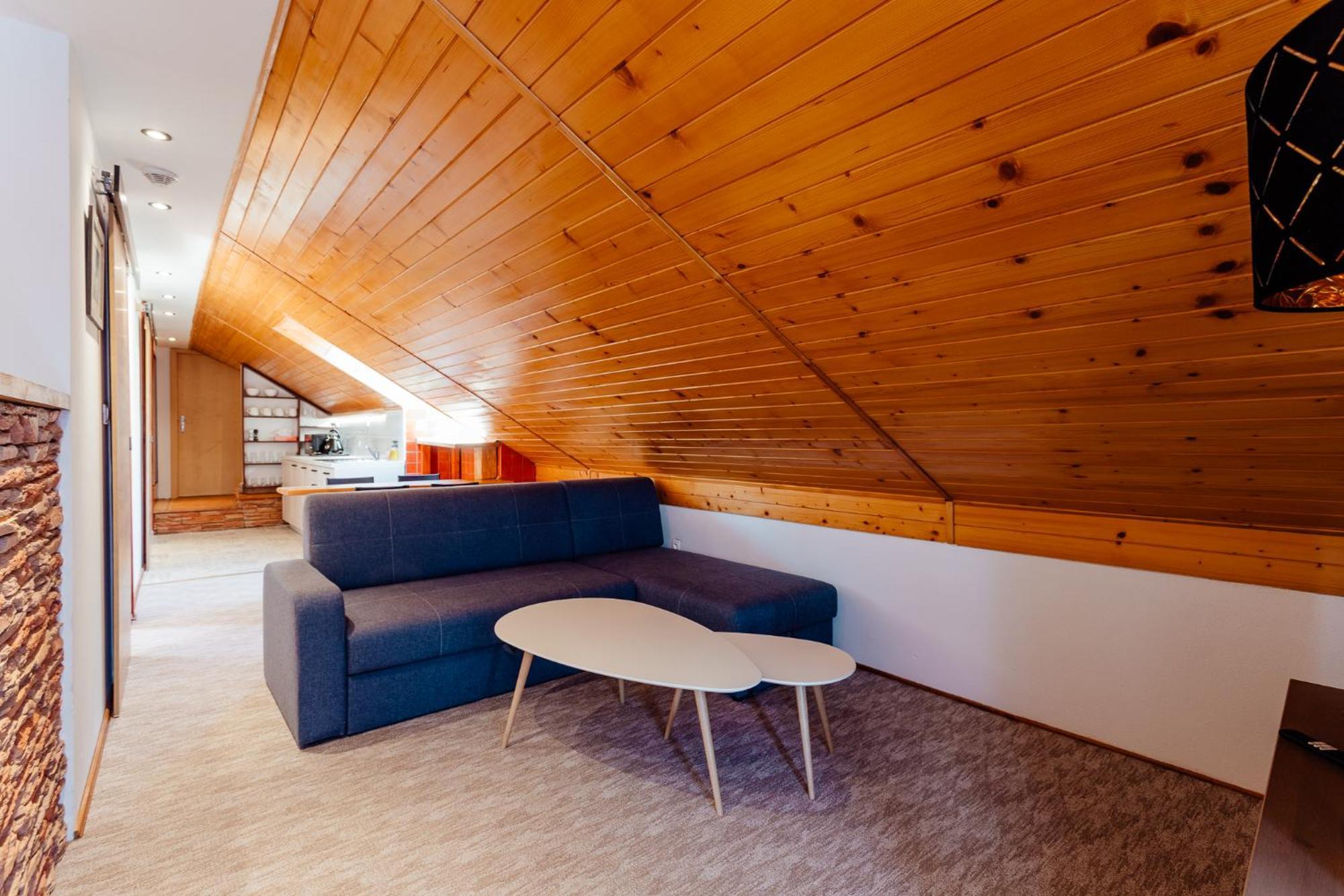 Botanicky Dvor Aparthotel Banská Štiavnica Exteriör bild