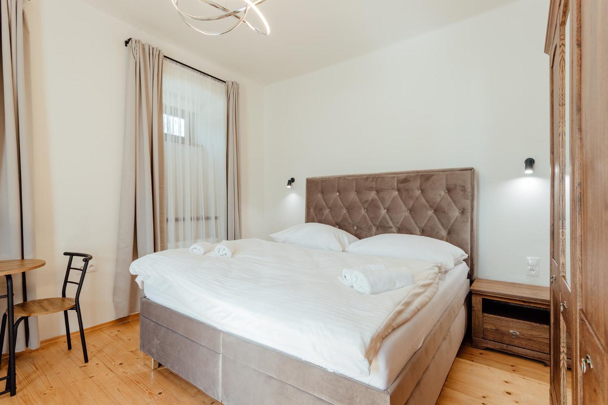 Botanicky Dvor Aparthotel Banská Štiavnica Exteriör bild